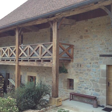 Bed and Breakfast Domaine De Noyer Saint-Christophe-en-Brionnais Экстерьер фото