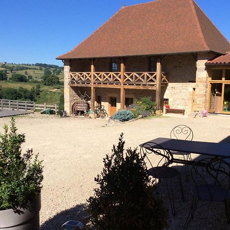 Bed and Breakfast Domaine De Noyer Saint-Christophe-en-Brionnais Экстерьер фото
