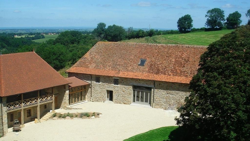Bed and Breakfast Domaine De Noyer Saint-Christophe-en-Brionnais Экстерьер фото